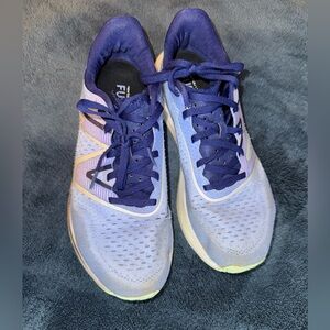 New Balance blue sneakers size 8.5 women FuelCell used